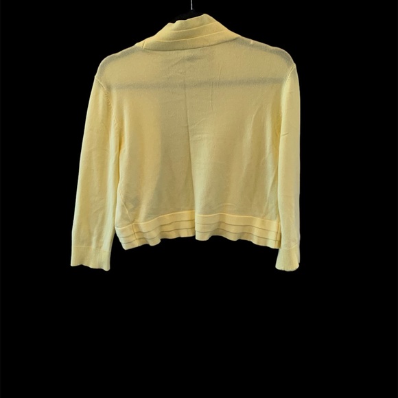 ⭐️Perceptions Women’s Triple Tier 3/4 Shrug⭐️ - Picture 2 of 8